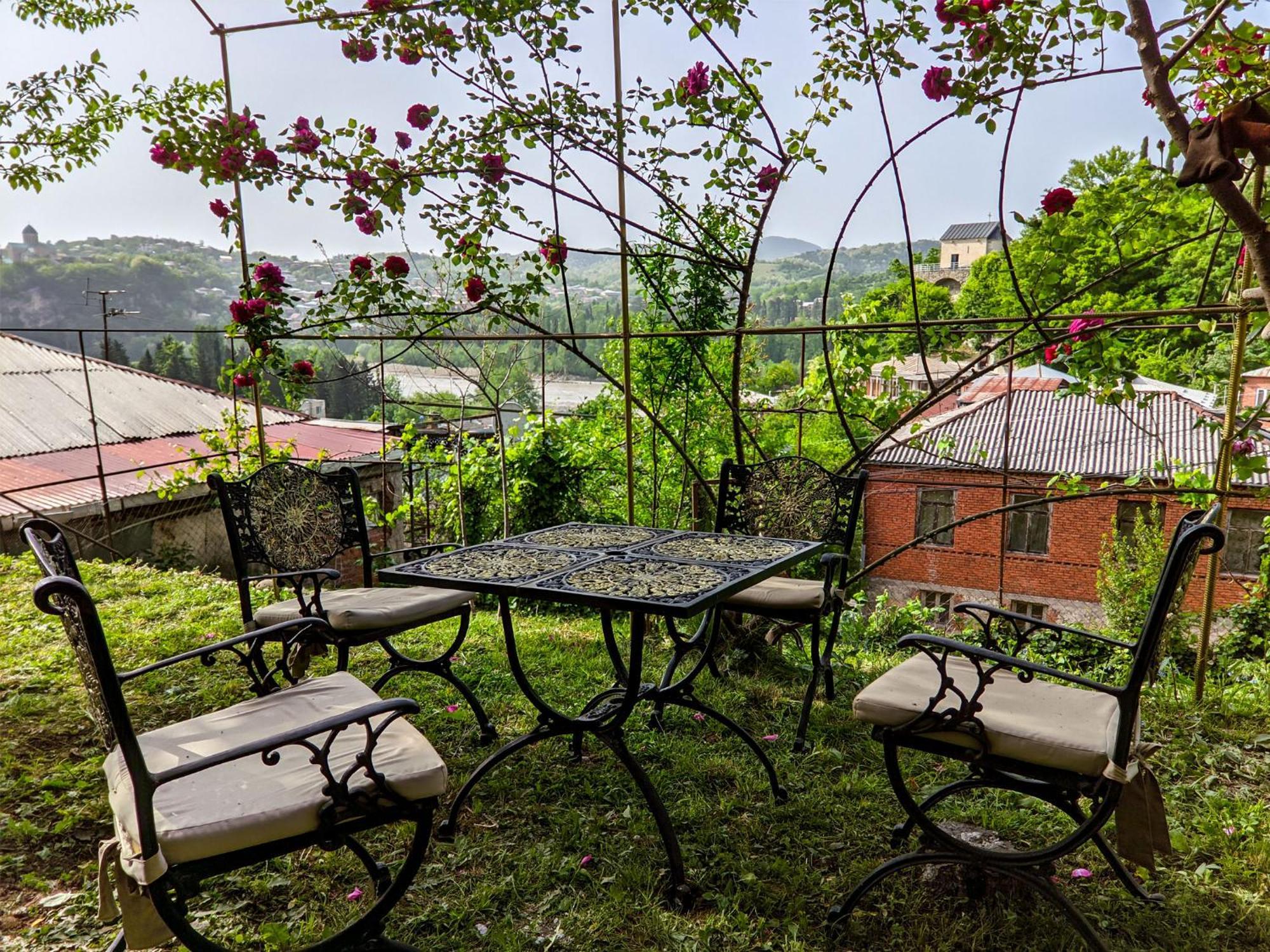 Veranda Boutique Hotel Koutaïssi Extérieur photo